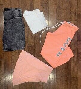 Mixed‎ Lot Of 4 Girls Sweats Sz M, Shorts Sz M, White Shirts Sz 18, Skirt Sz 18